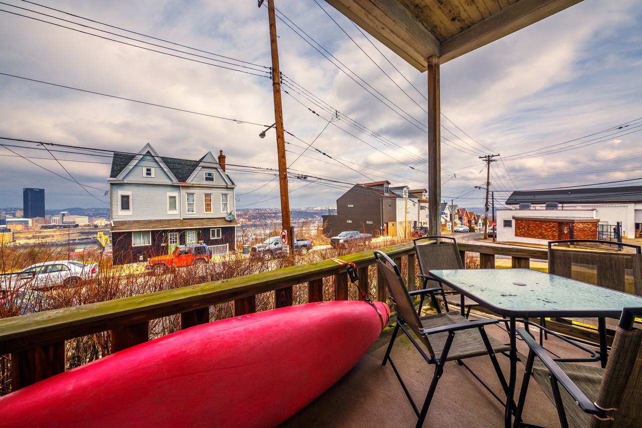 03 - 1028 E Warrington - Photo 2 of 37