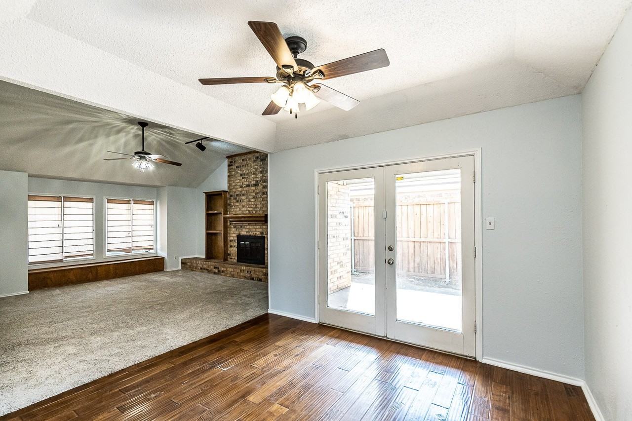 5724 92nd St - Photo 7 of 41