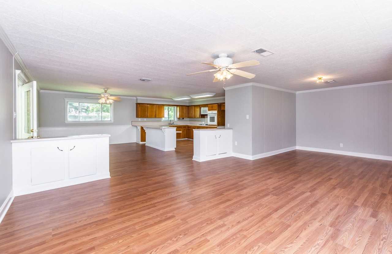 1106 La Neuville Rd - Photo 6 of 14