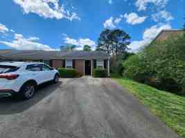 featured image of 101 Evergreen Trl