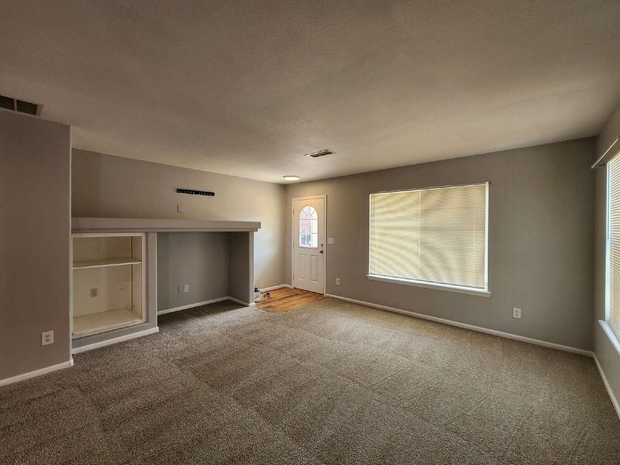 20459 March Dr - Photo 6 of 37