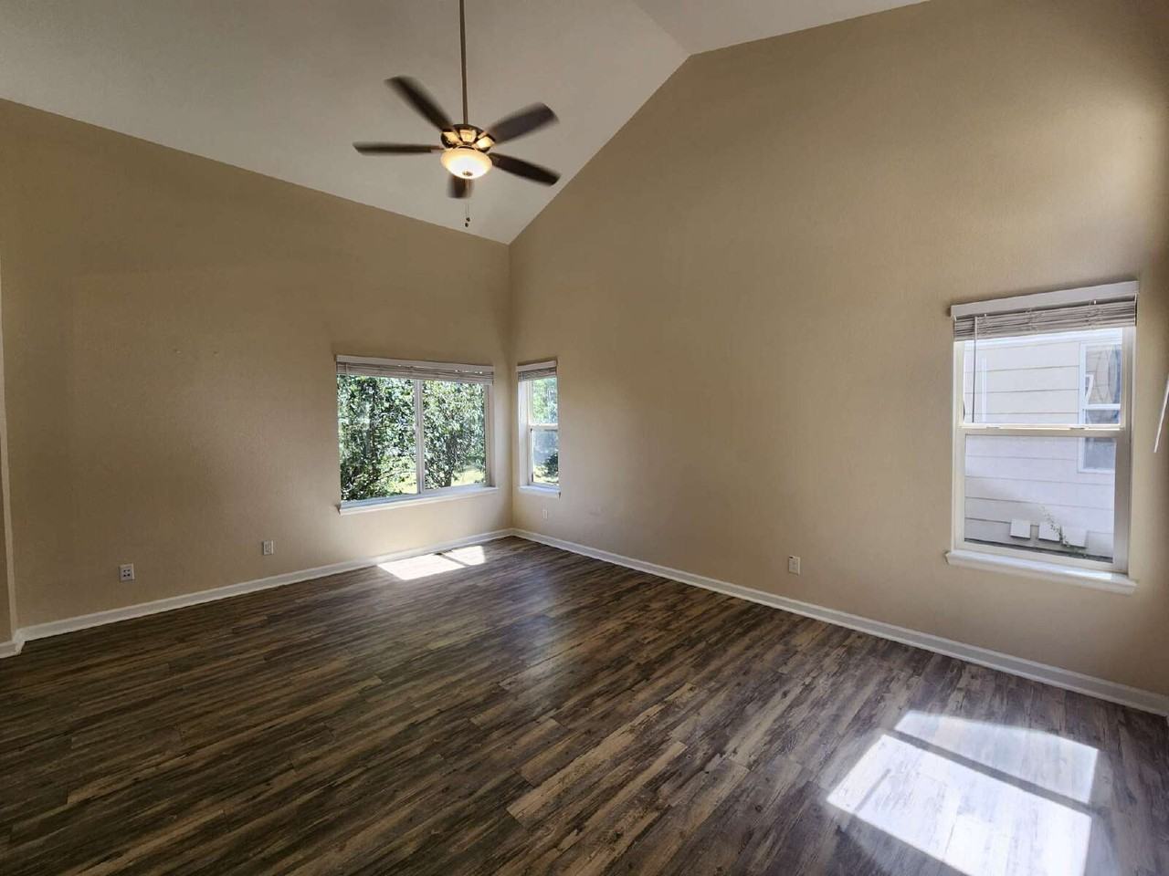 8378 Feather Grass Ct - Photo 3 of 22