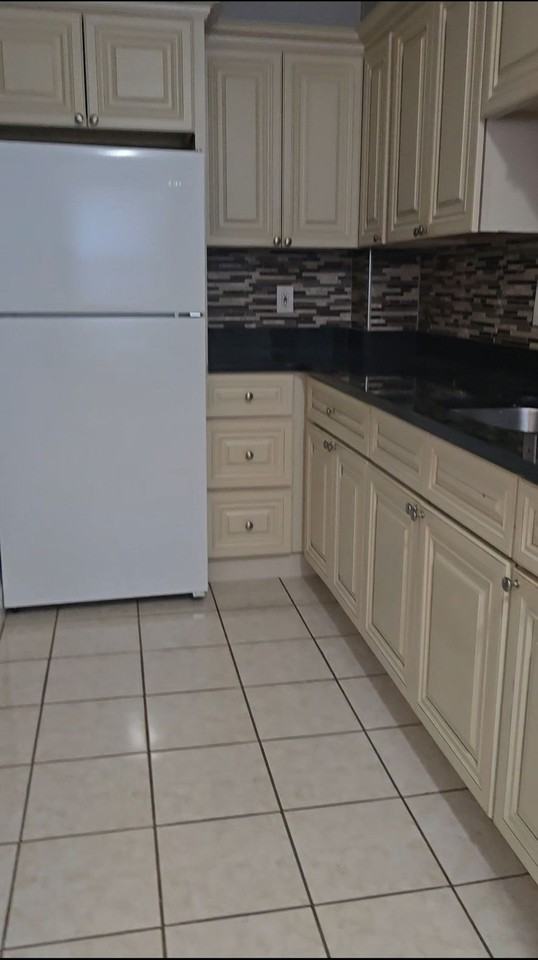 Residences at Lafayette LLC - Photo 2 of 18