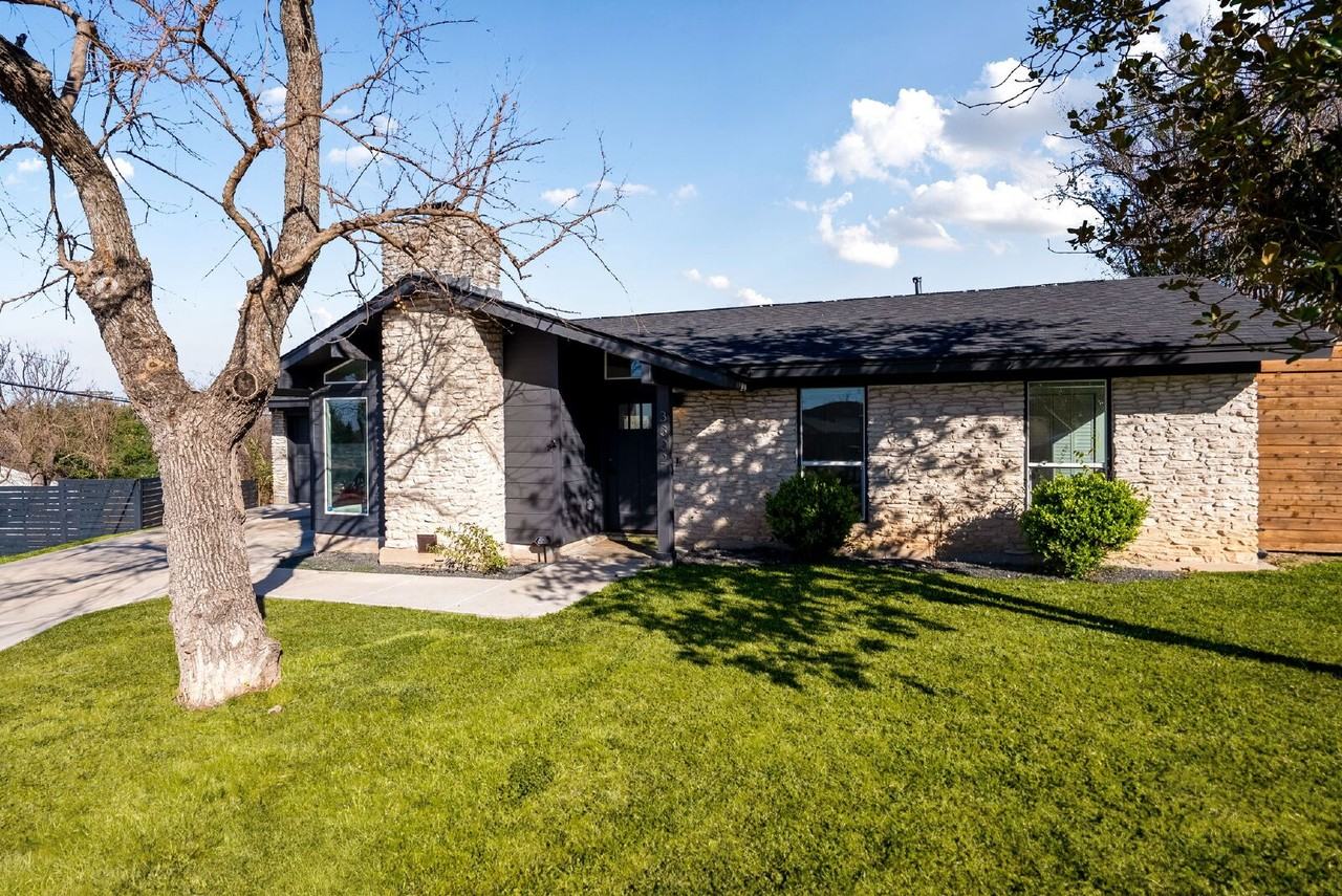 3302 Norwood Hill Rd - Photo 2 of 41