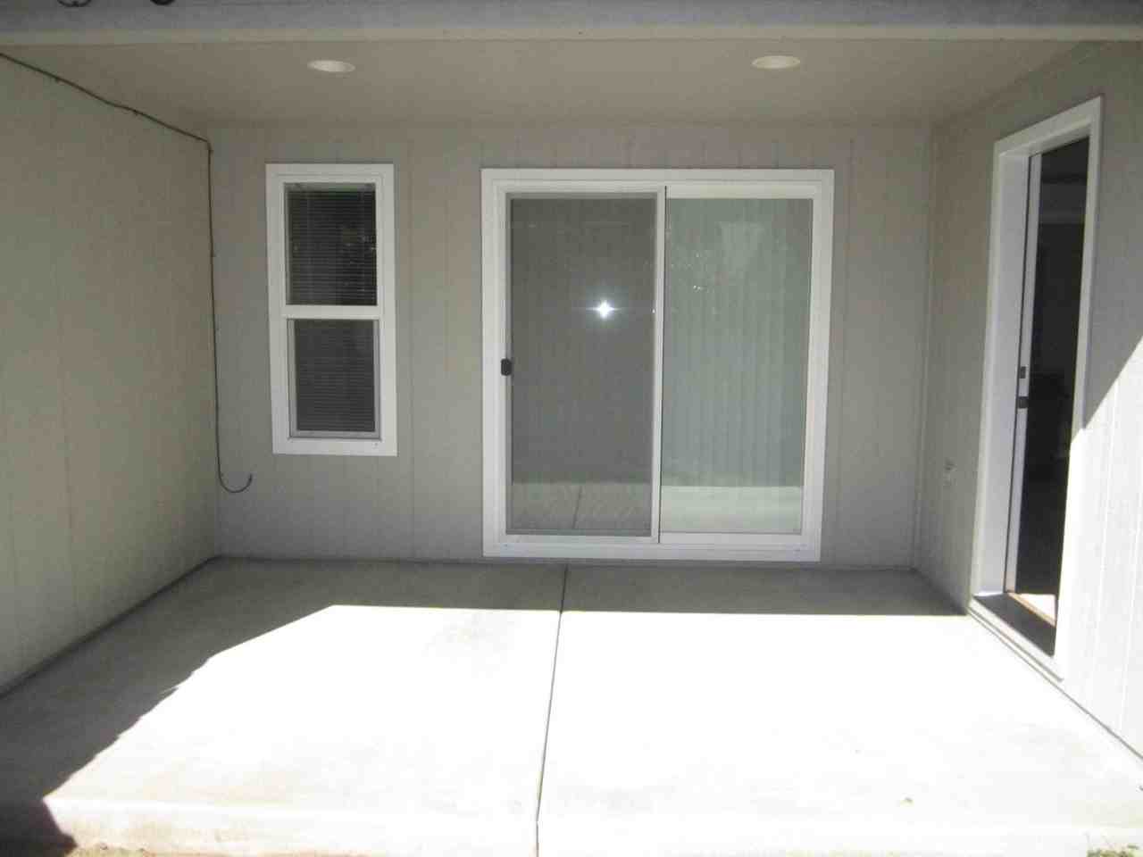 101 Cottonwood Dr - Photo 4 of 14