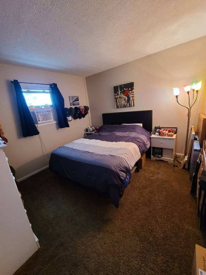 2730 Dorothy Ave Ne - Photo 6 of 7