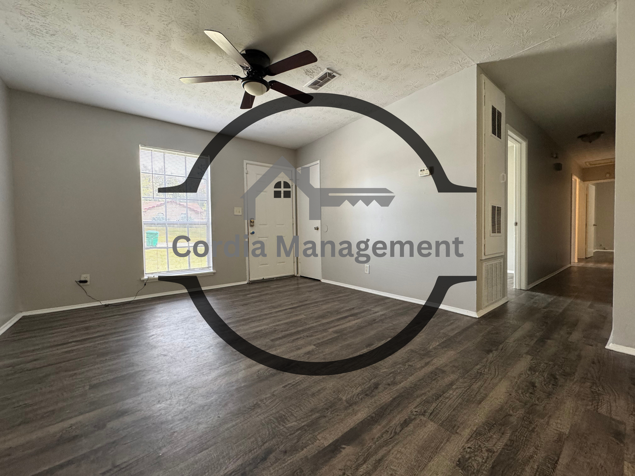 8902 E Bourne Dr - Photo 3 of 14