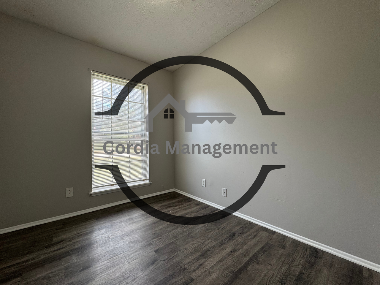 8902 E Bourne Dr - Photo 6 of 14