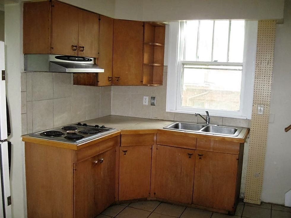 1846 Woodland Ave - Photo 4 of 42