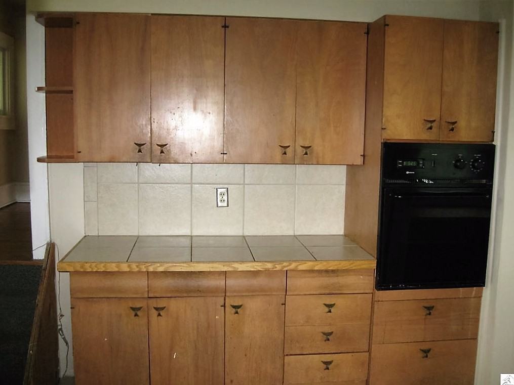 1846 Woodland Ave - Photo 5 of 42