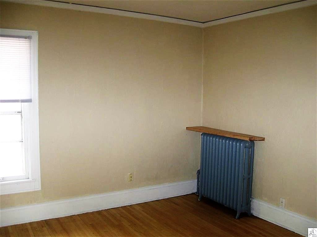 1846 Woodland Ave - Photo 7 of 42