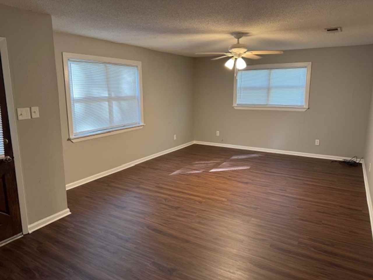 129 Calloway Dr - Photo 6 of 12