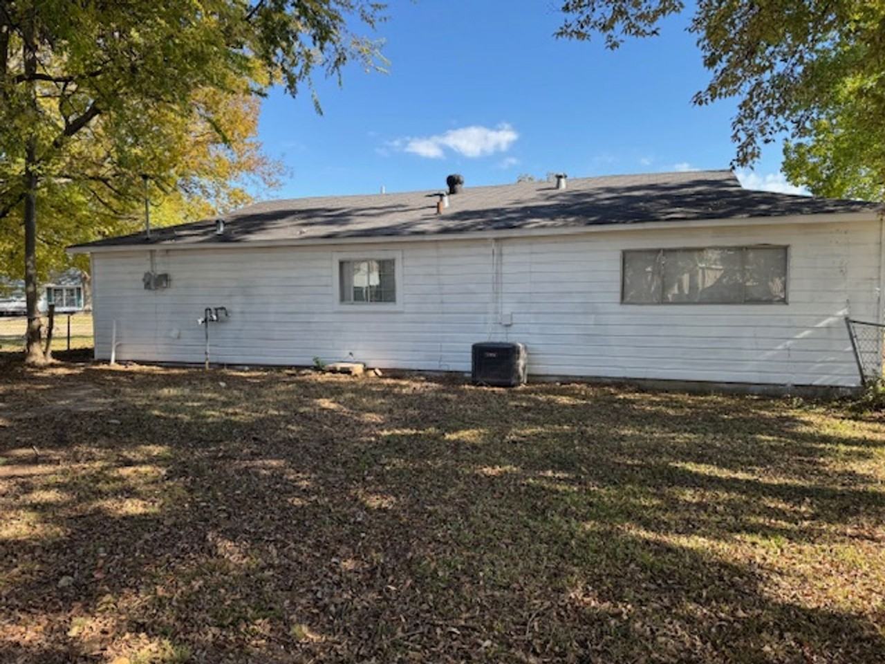 3104 Gay Blvd - Photo 3 of 11