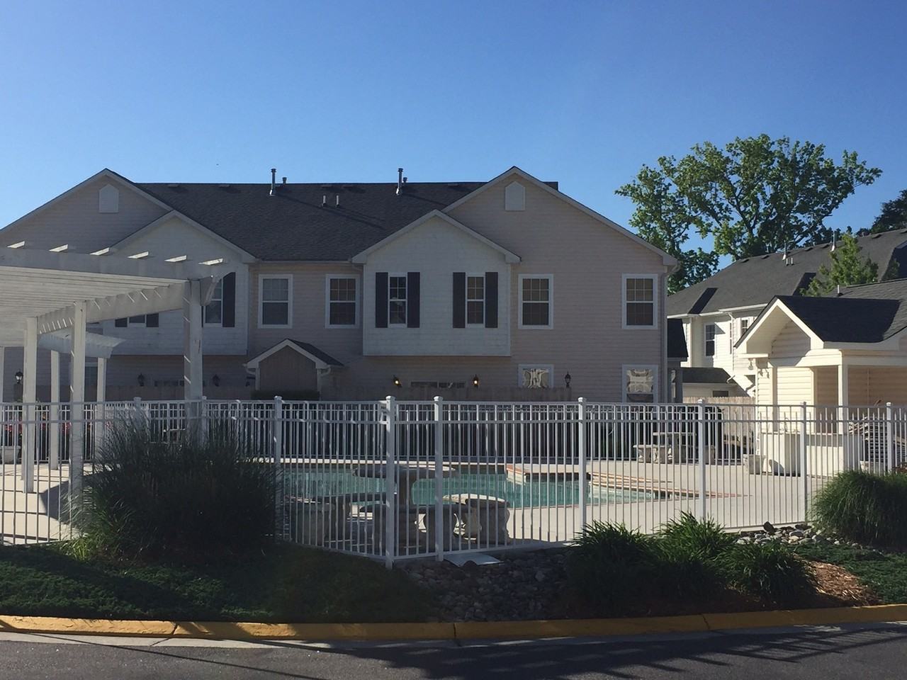 4508 Duffy Dr - Photo 3 of 11