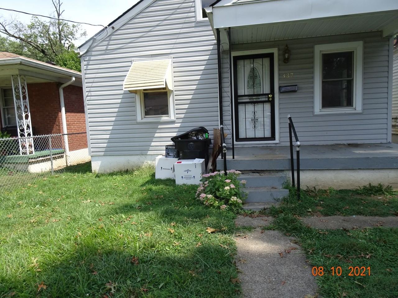 337 N 42nd St - Photo 2 of 7