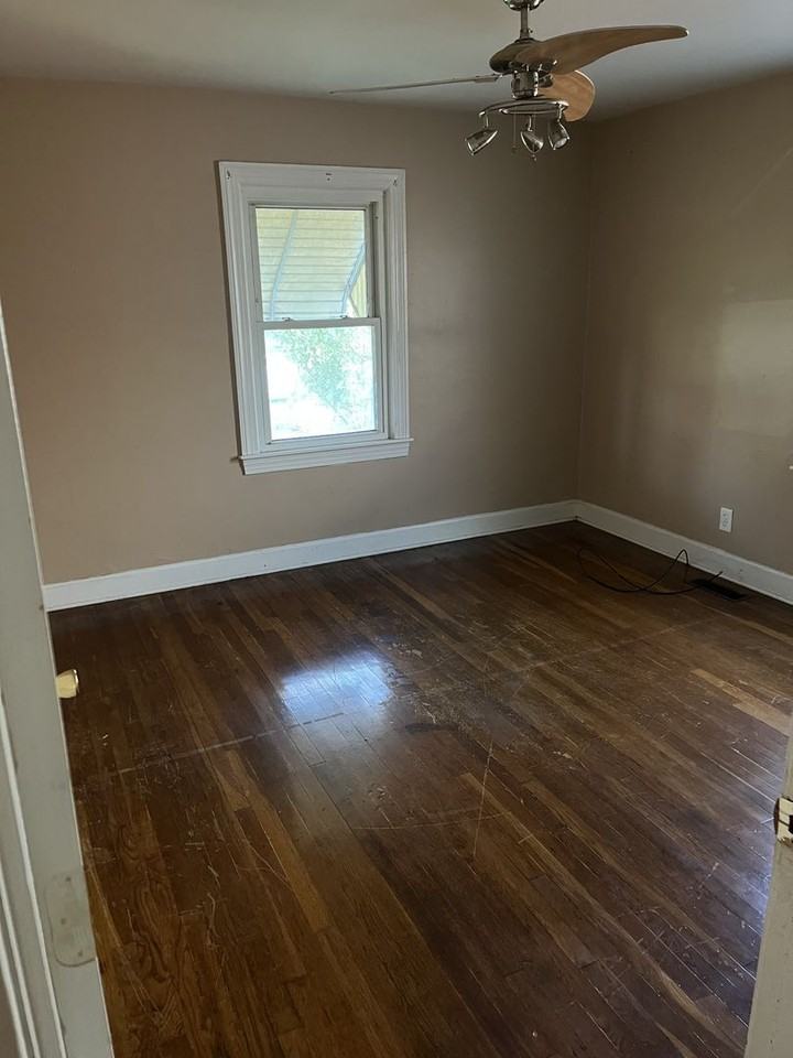 337 N 42nd St - Photo 7 of 7