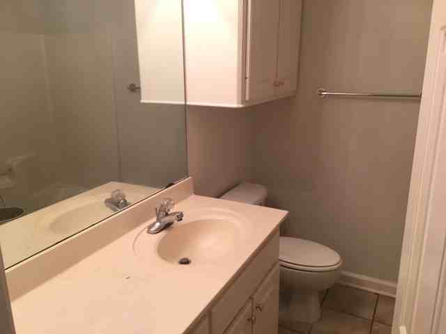 117 Live Oaks Blvd - Photo 3 of 13