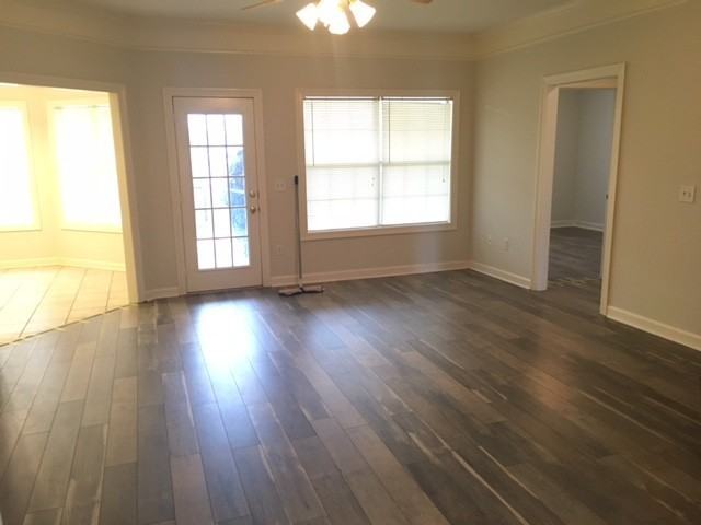 117 Live Oaks Blvd - Photo 6 of 13