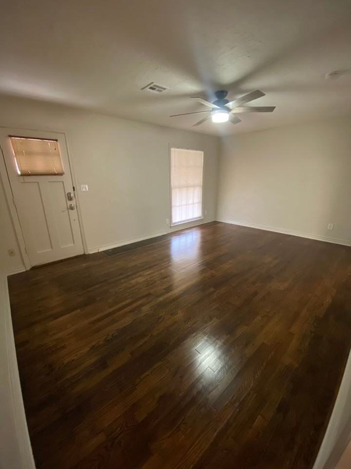 1709 Nw Euclid Ave - Photo 2 of 7