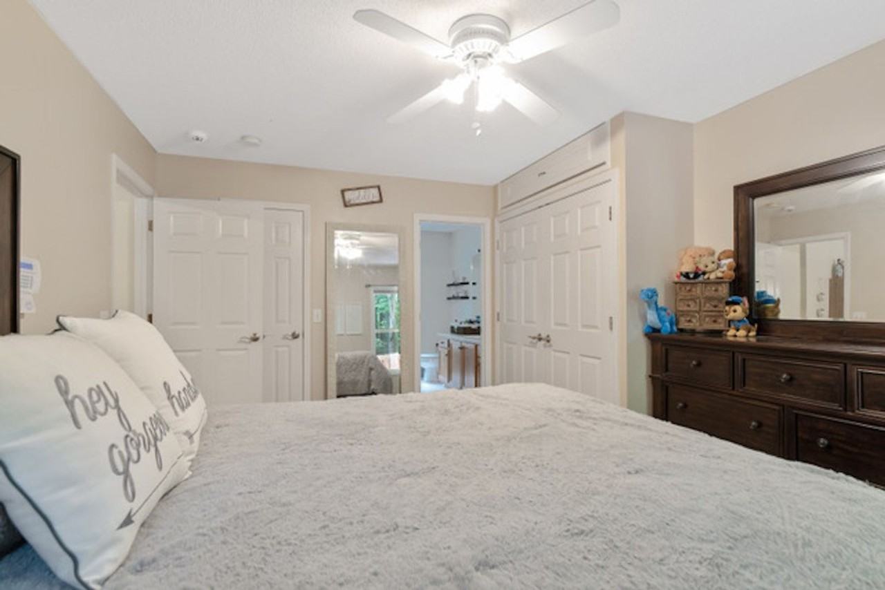 303 Harbor Trce - Photo 7 of 17