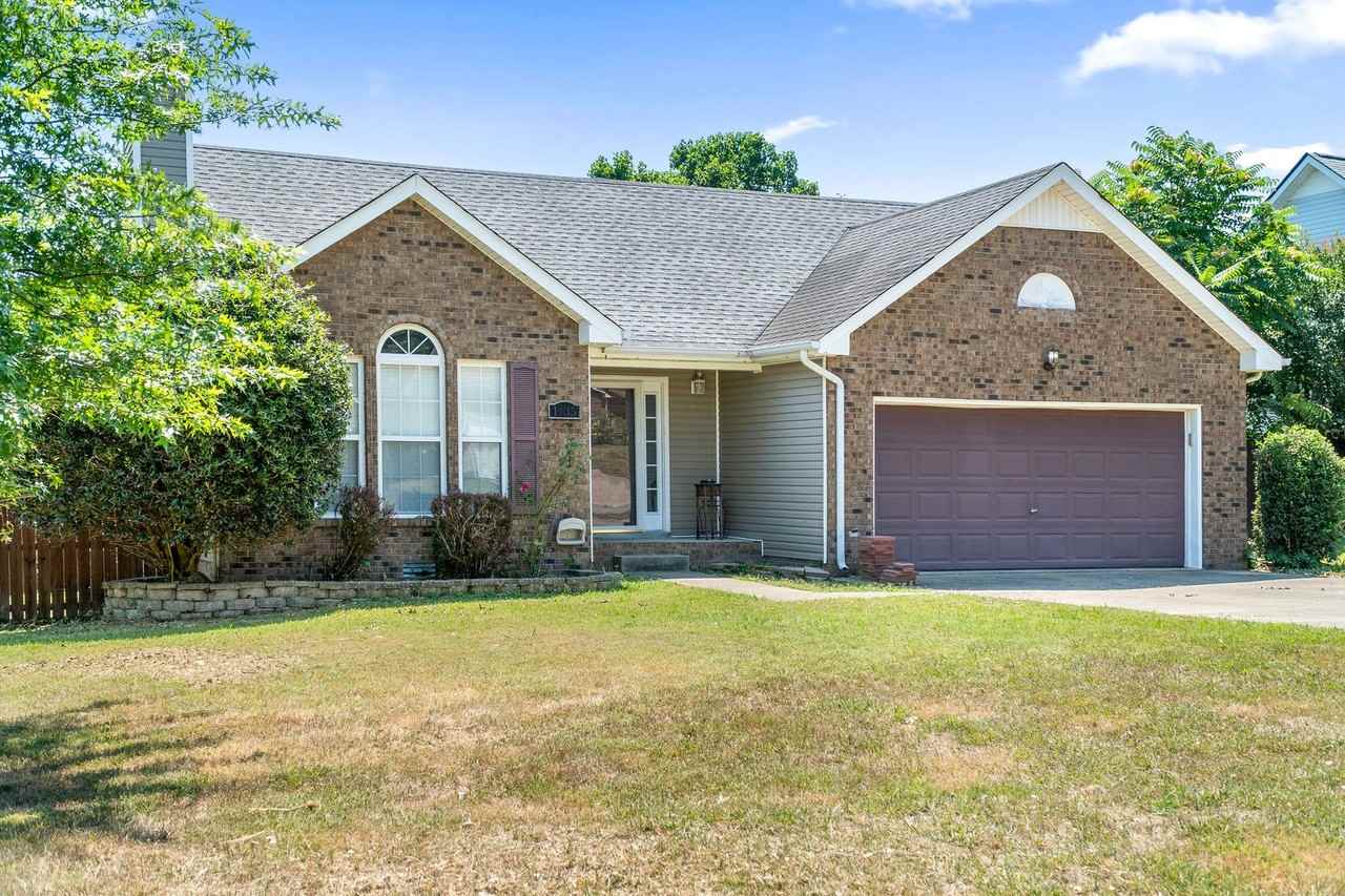 1435 Amy Ave - Photo 3 of 30