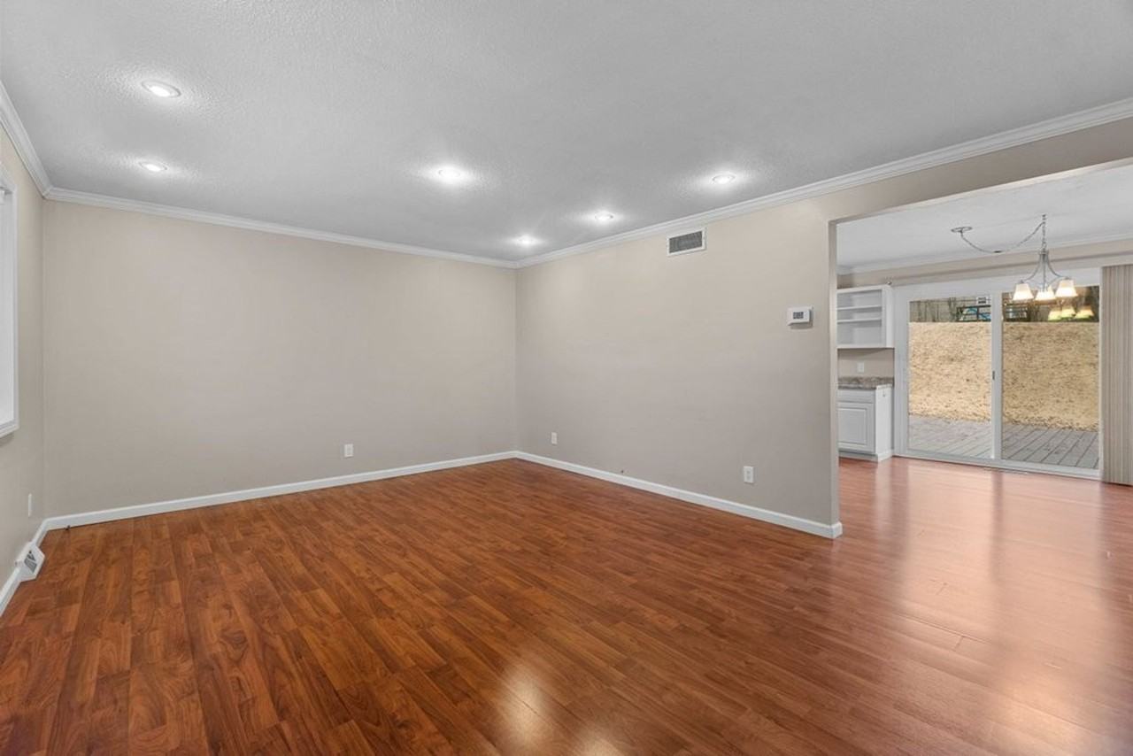 2544 Albert Rasche Dr - Photo 4 of 25