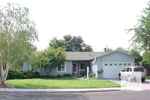 featured image of 1696 Pico Ave