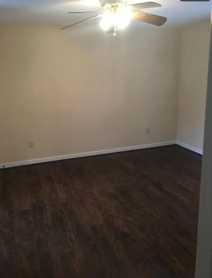 5604 Knockadoon Ct - Photo 3 of 15