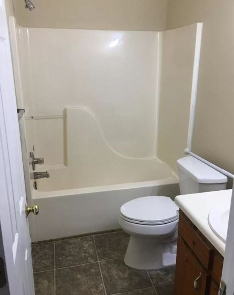 5604 Knockadoon Ct - Photo 7 of 15