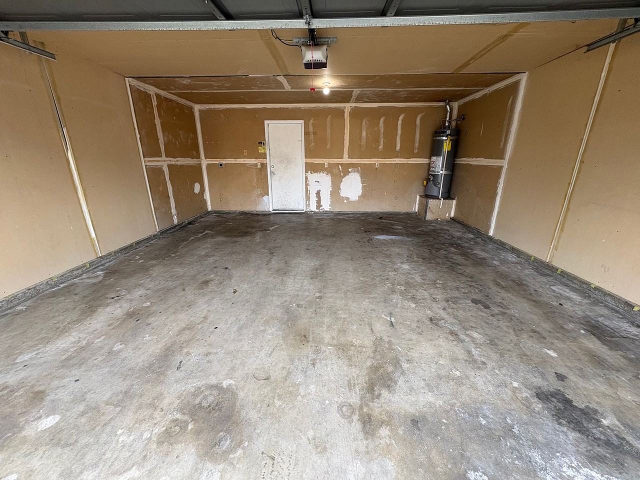 3438 S San Joaquin Ct - Photo 2 of 31