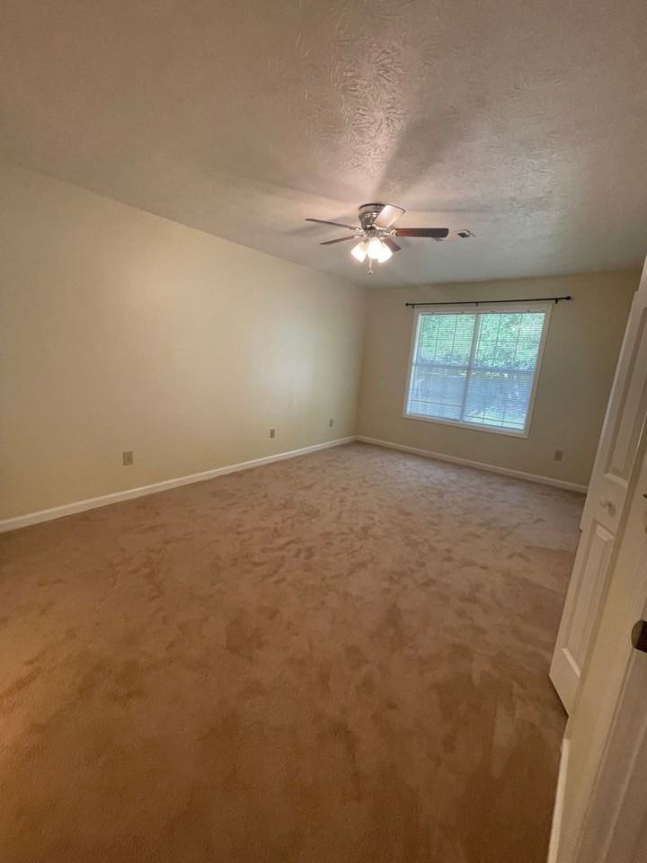 1008 N 1st St Apt A - Photo 7 of 10