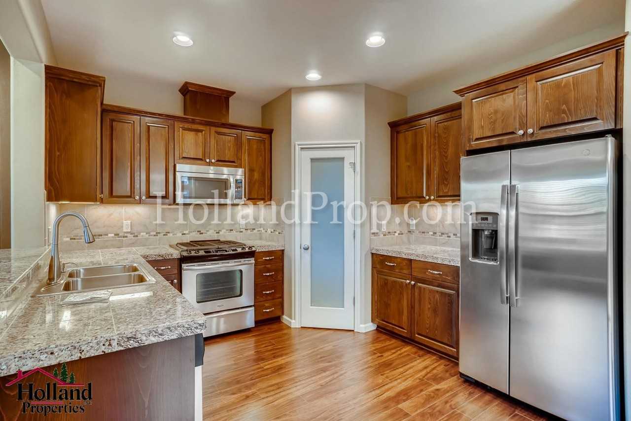 16615 Nw Rossetta St - Photo 6 of 28