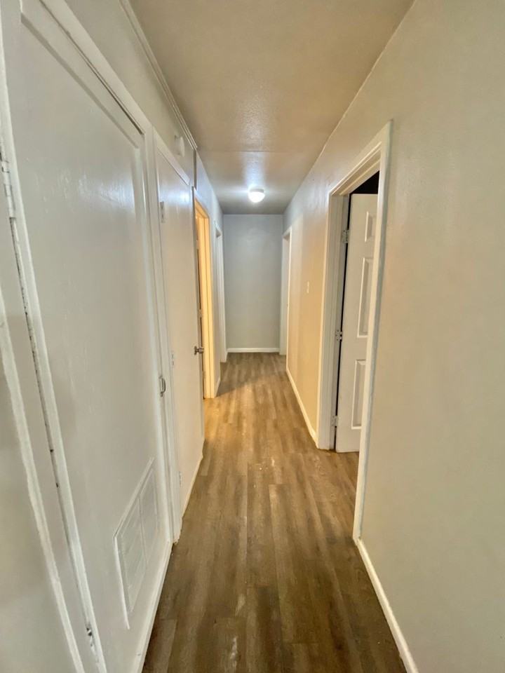 2908 2nd Pl - Photo 7 of 12