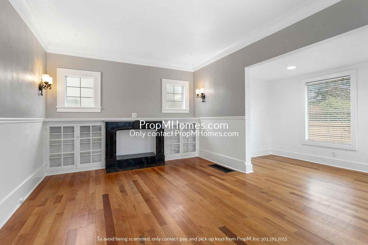 1505 Ne 58th Ave - Photo 4 of 27