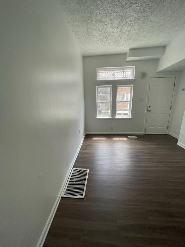 Gregory St - Photo 4 of 13