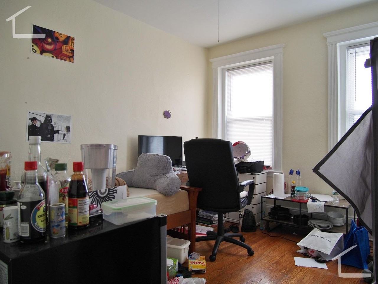 463 Park Dr - Photo 3 of 24