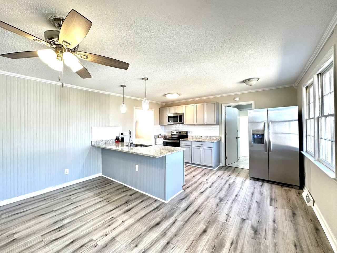 6 Duck Pond Ct - Photo 4 of 24