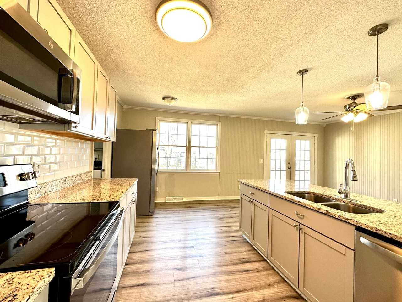 6 Duck Pond Ct - Photo 6 of 24