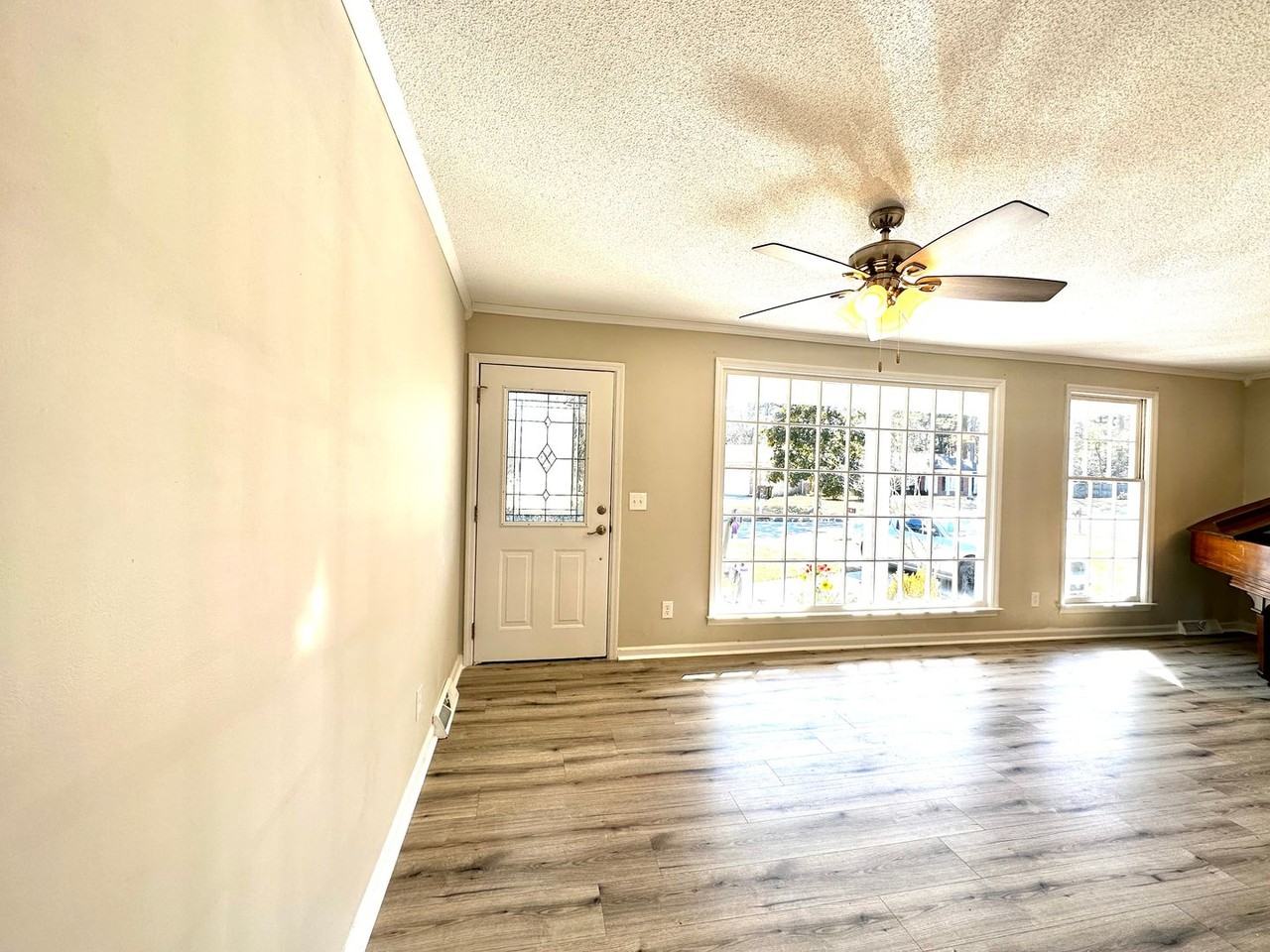 6 Duck Pond Ct - Photo 7 of 24