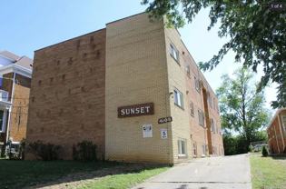 Charming 11 unit building featuring 1 - Photo 1 of 1