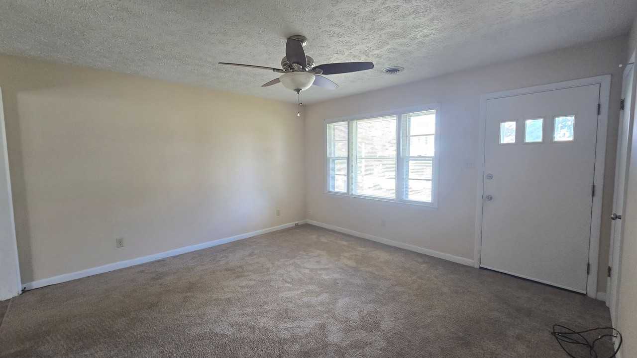 6615 Keeler Dr - Photo 2 of 23