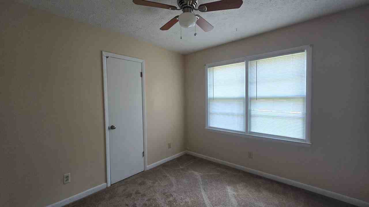 6615 Keeler Dr - Photo 5 of 23