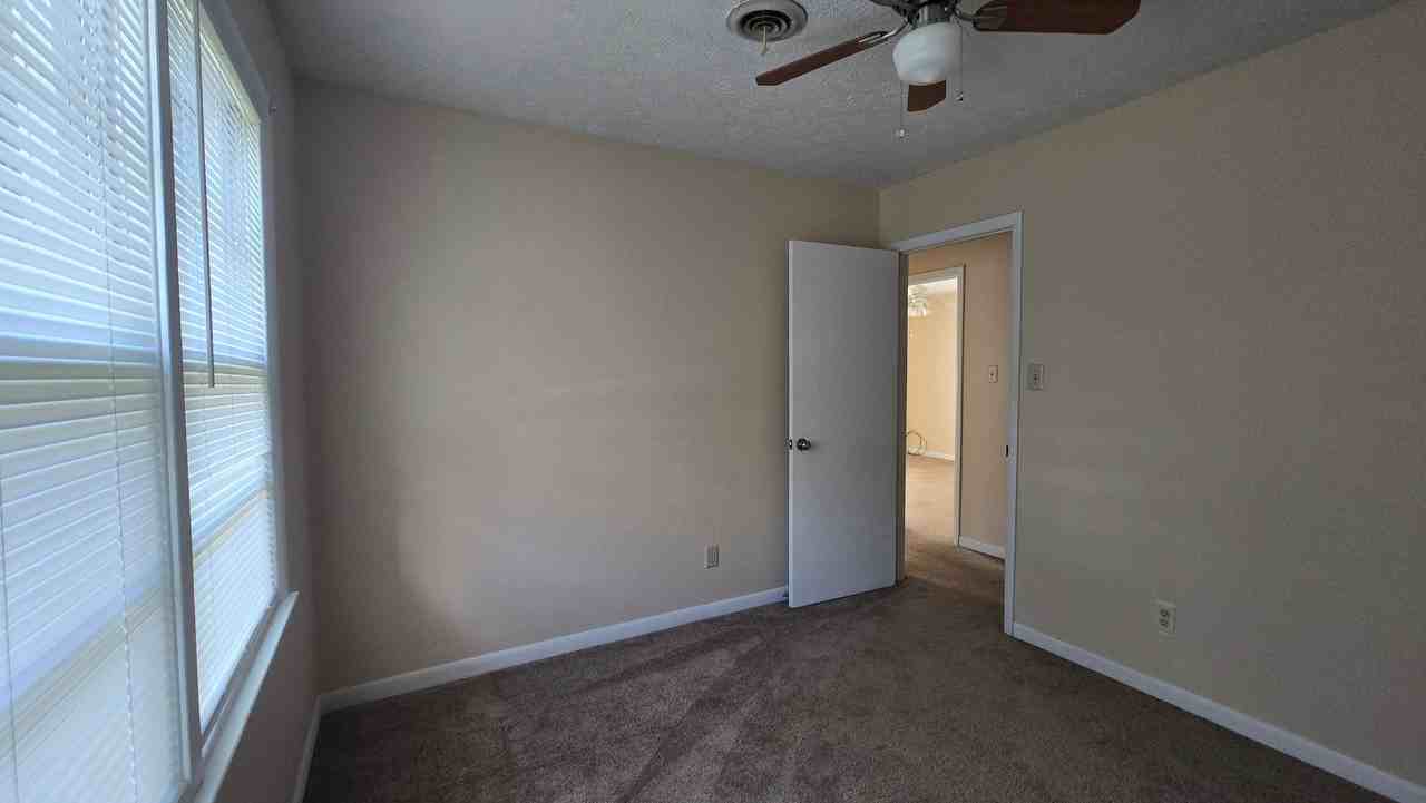 6615 Keeler Dr - Photo 6 of 23