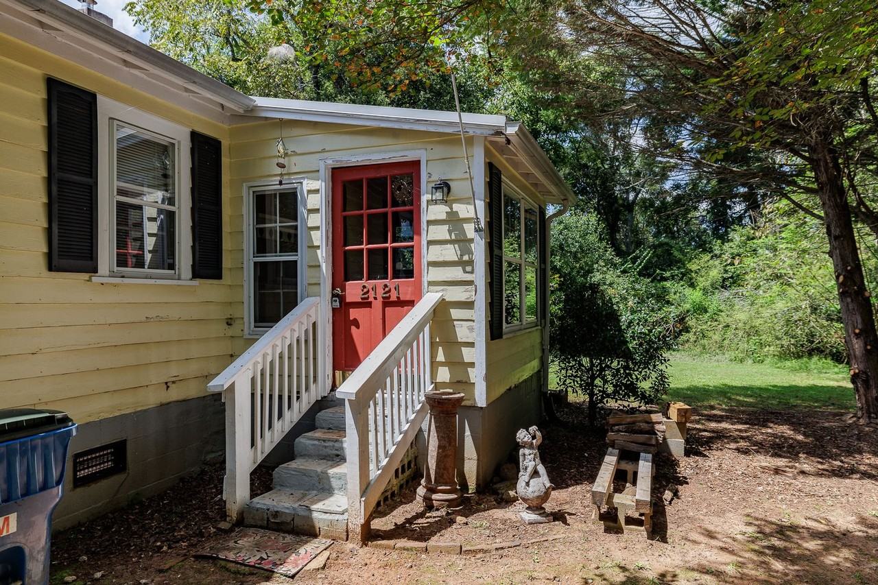 2121 Simonton Bridge Rd - Photo 4 of 26