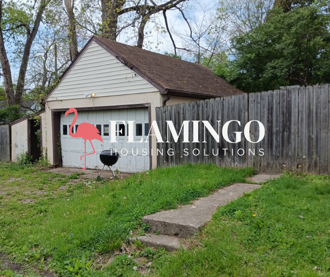 416 Wilbur Ave - Photo 2 of 10