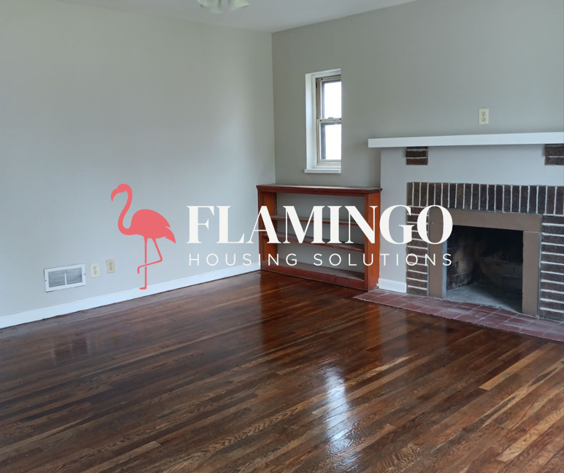 416 Wilbur Ave - Photo 3 of 10