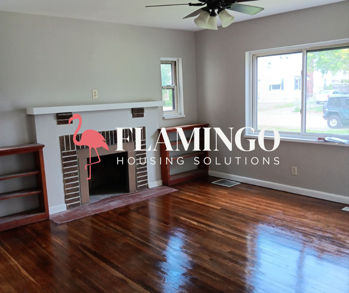 416 Wilbur Ave - Photo 4 of 10