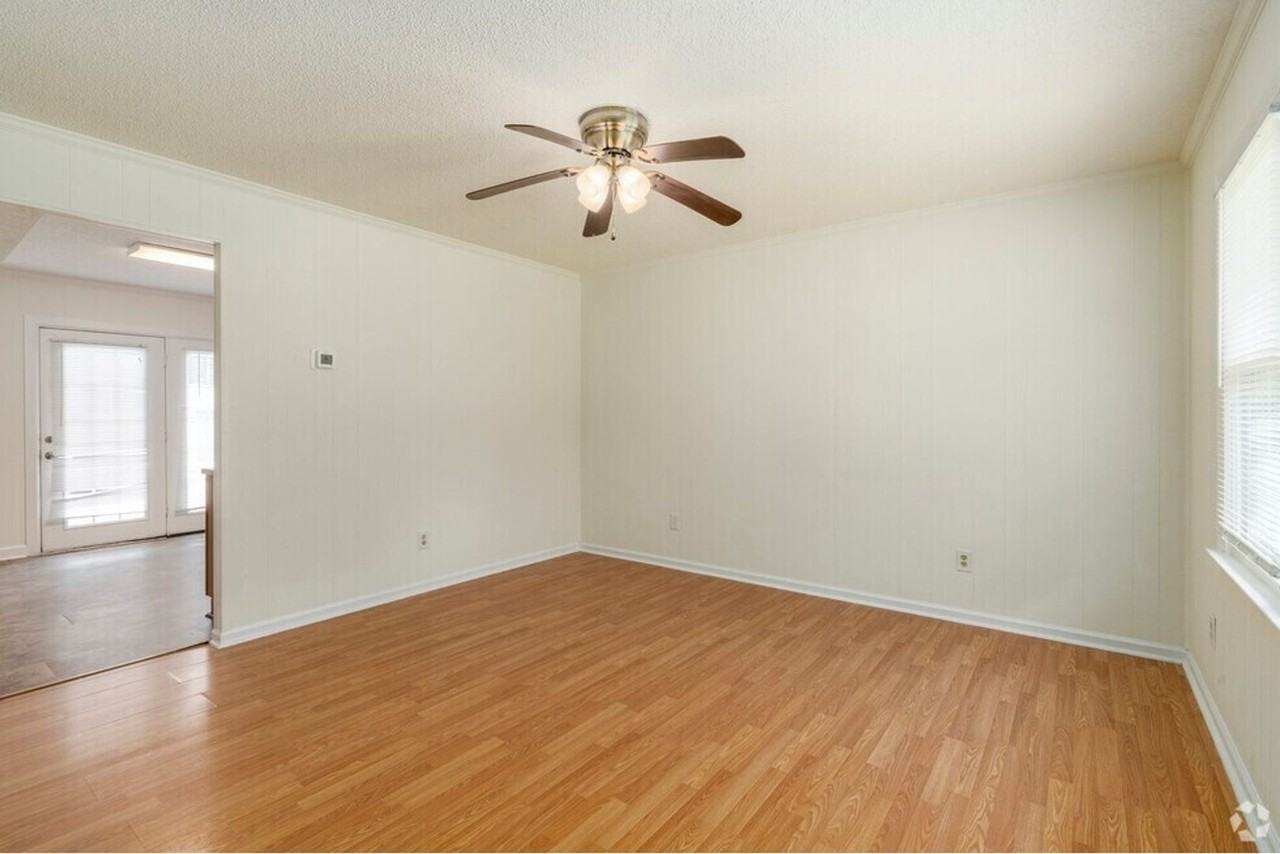 Timbercrest Townhomes - Photo 3 of 18