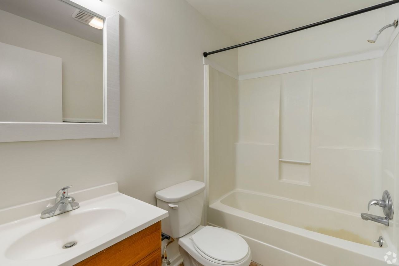 Timbercrest Townhomes - Photo 6 of 18