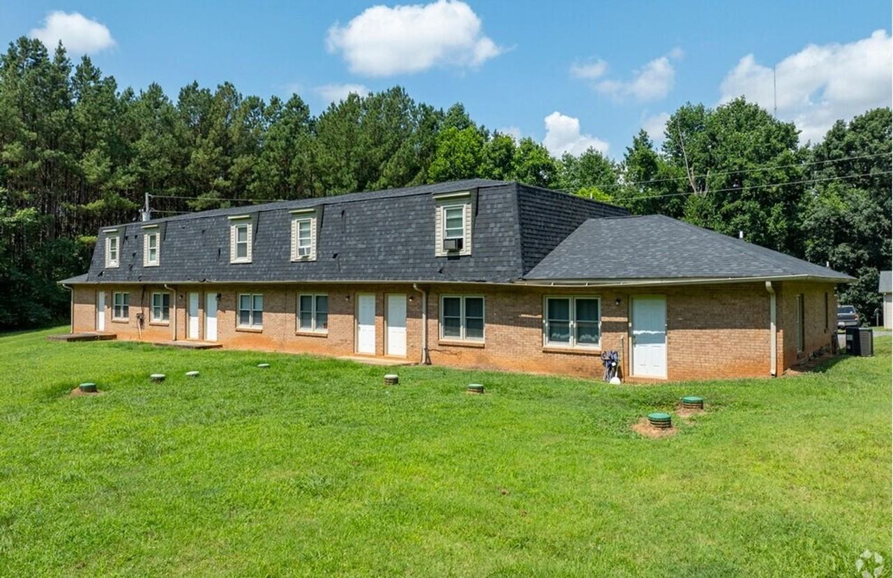 Timbercrest Townhomes - Photo 7 of 18